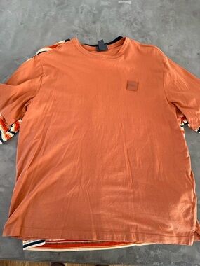 H&M Orange Short Sleeve Crewneck Tee